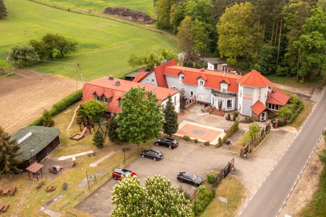 Hotel Zdrojewo Nowe Exterior foto